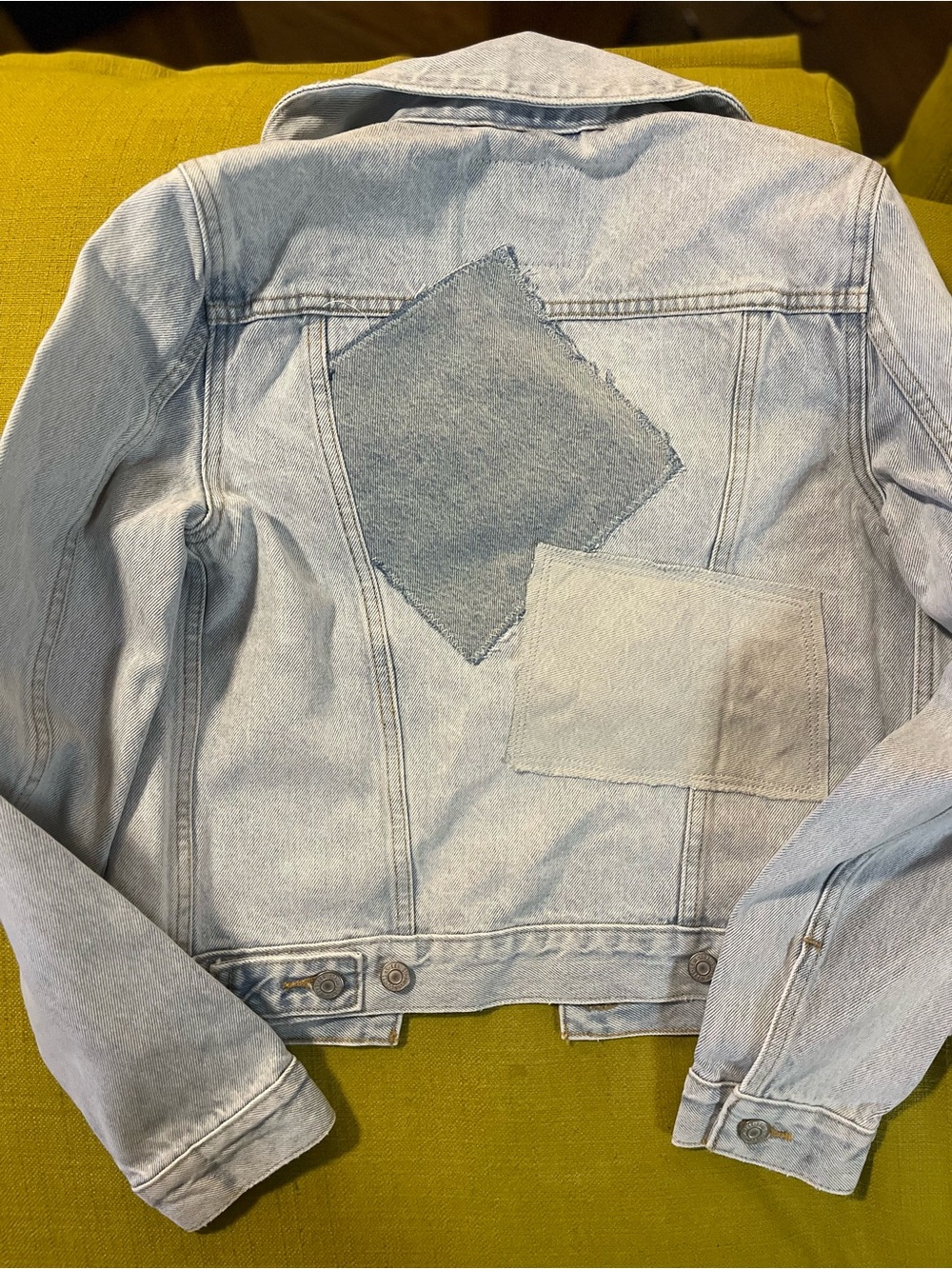 Levi's Pale Blue Denim trucker jacket - Picture 4 of 4